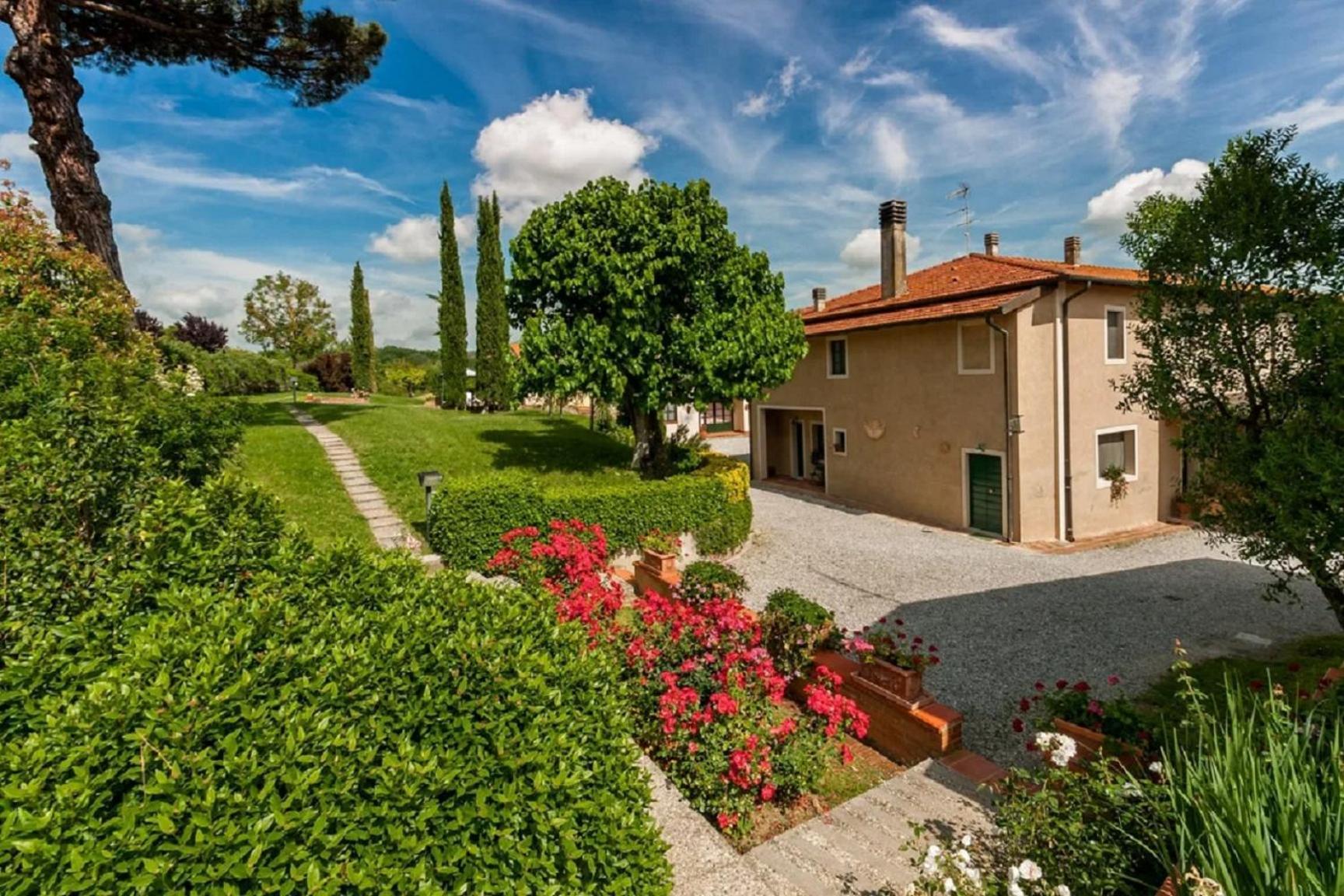 Agriturismo Buon Riposo - Country Resort In The Heart Of Tuscany San Giovanni a Corazzano Екстер'єр фото